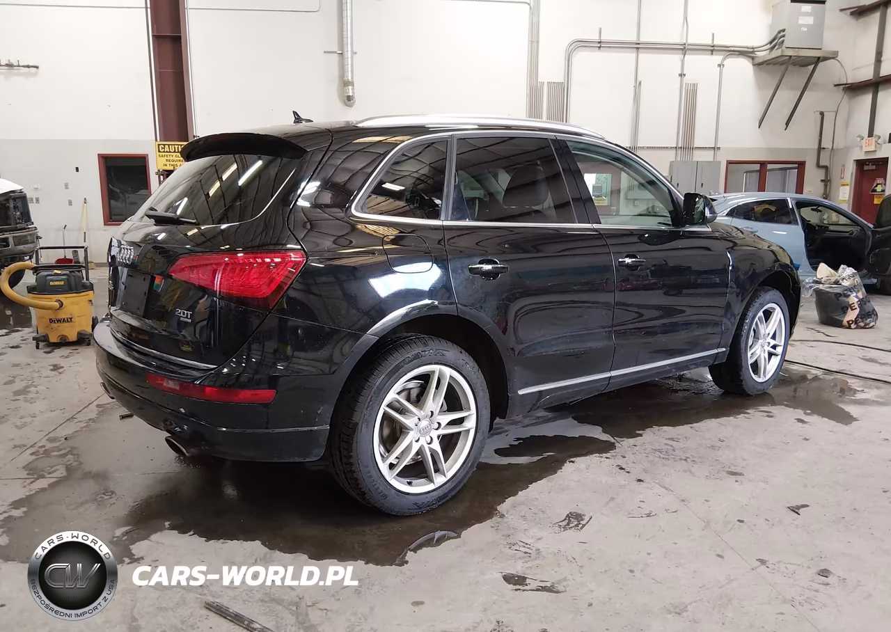 2015 Audi Q5 2.0T Premium VIN:WA1LFAFPXFA035180 - 4