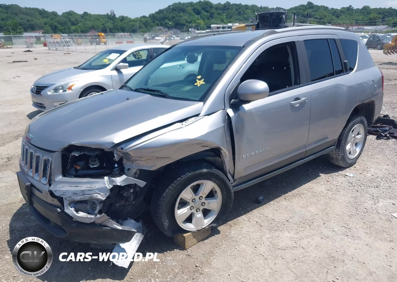 2016 Jeep Compass Latitude VIN:1C4NJCEA8GD715228 - 2
