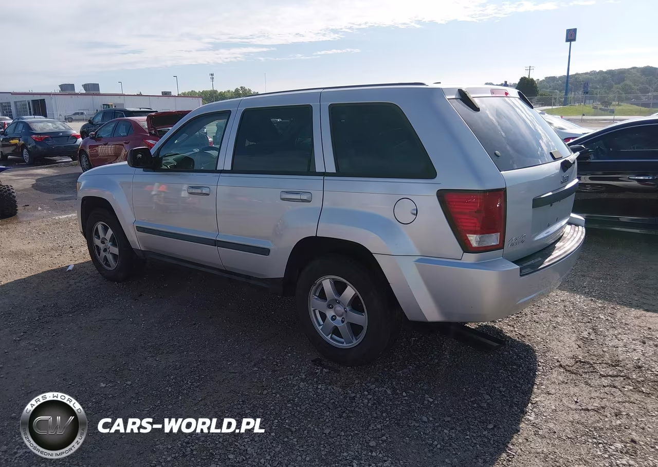 2008 Jeep Grand Cherokee Laredo VIN:1J8GR48K28C247024 - 3