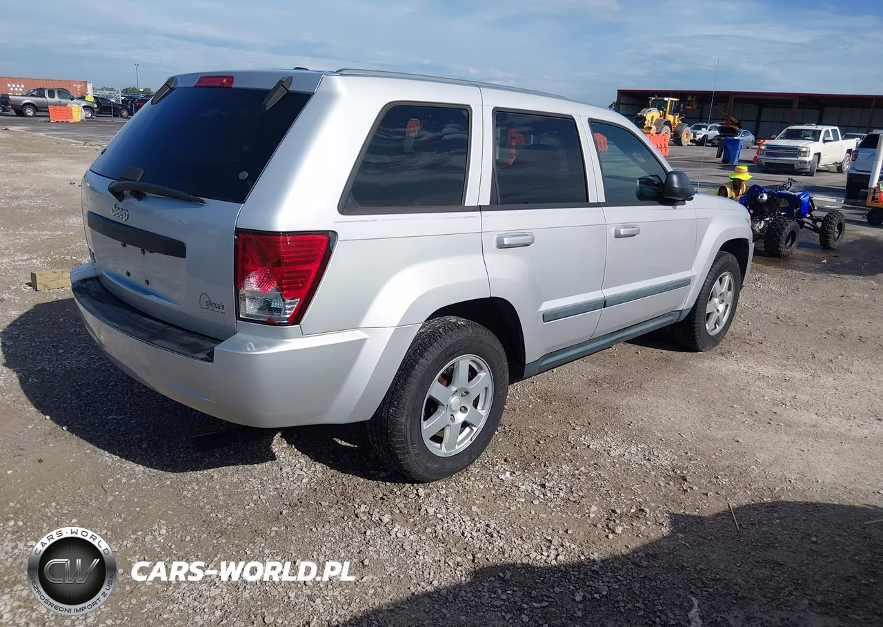 2008 Jeep Grand Cherokee Laredo VIN:1J8GR48K28C247024 - 4