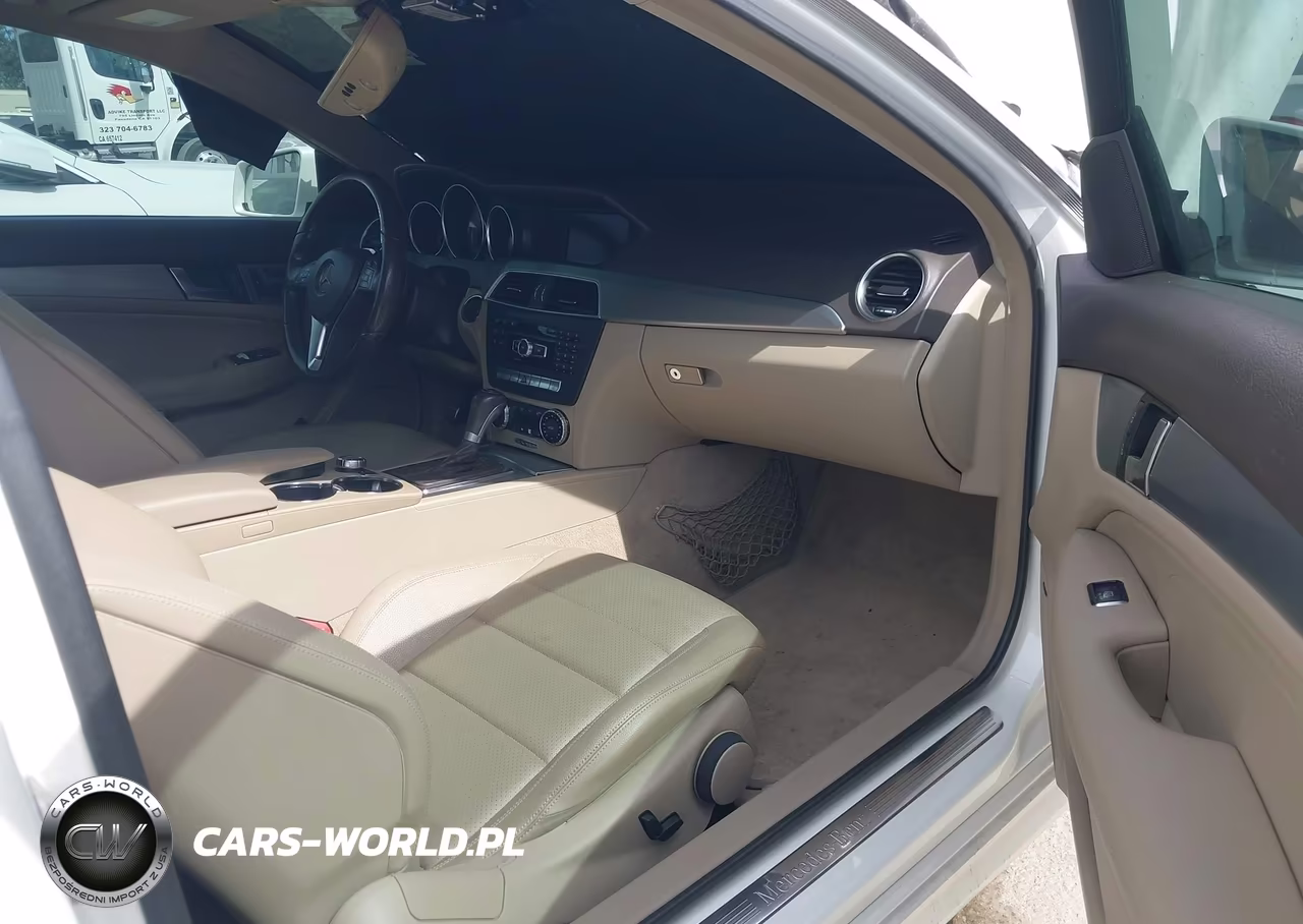 2014 Mercedes-Benz C 350 Sport 4Matic VIN:WDDGJ8JBXEG161292 - 5