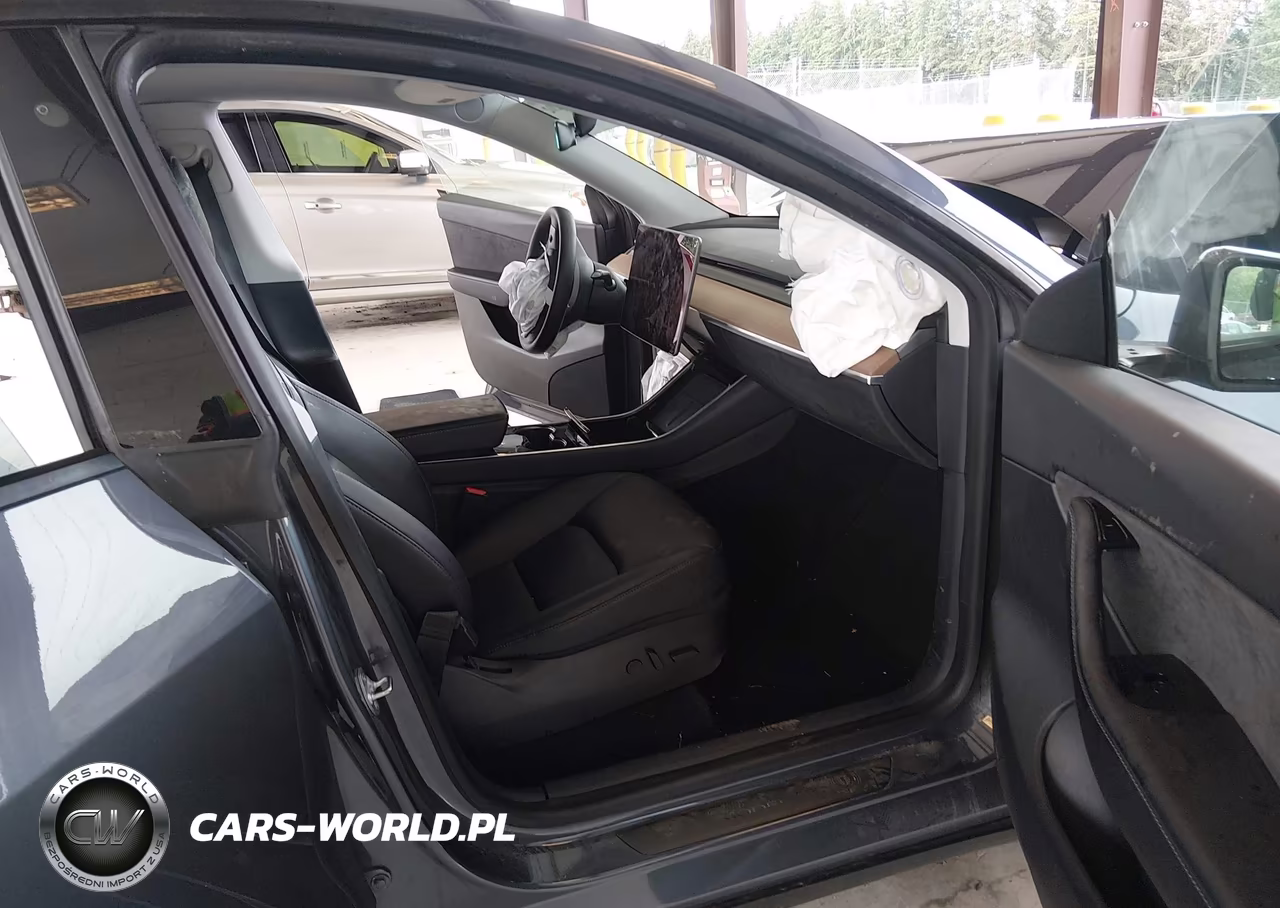 2020 Tesla Model Y Long Range Dual Motor All-Wheel Drive VIN:5YJYGDEE4LF013365 - 5