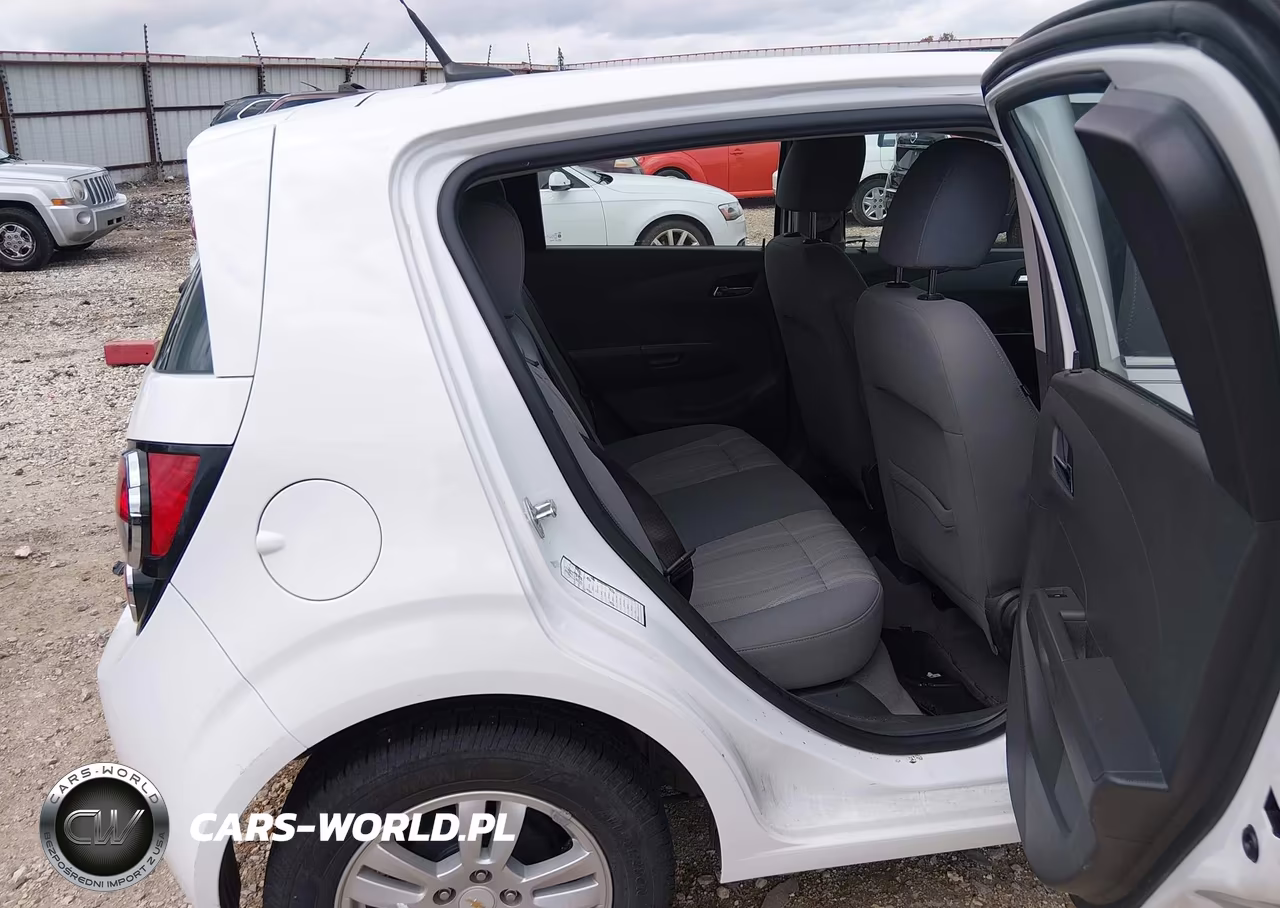 2012 Chevrolet Sonic 2Lt VIN:1G1JC6SH3C4134637 - 8