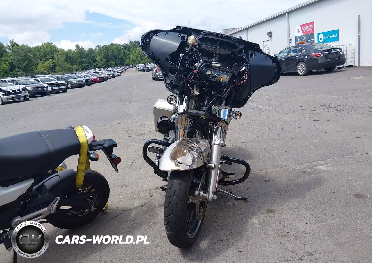 2018 Harley-Davidson Flhx Street Glide VIN:1HD1KBC18JB614720 - 5