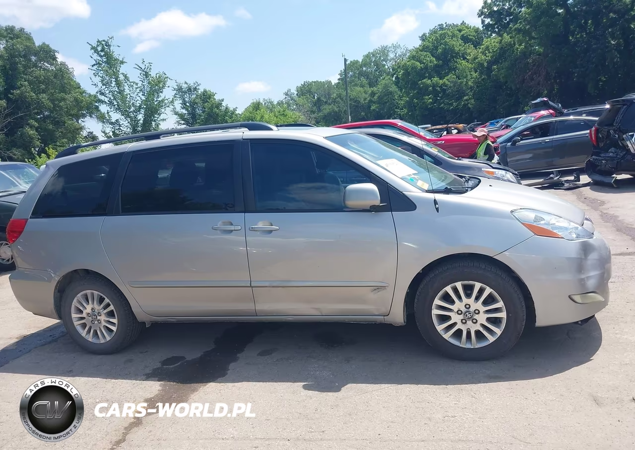 2010 Toyota Sienna Xle VIN:5TDYK4CC6AS340908 - 13