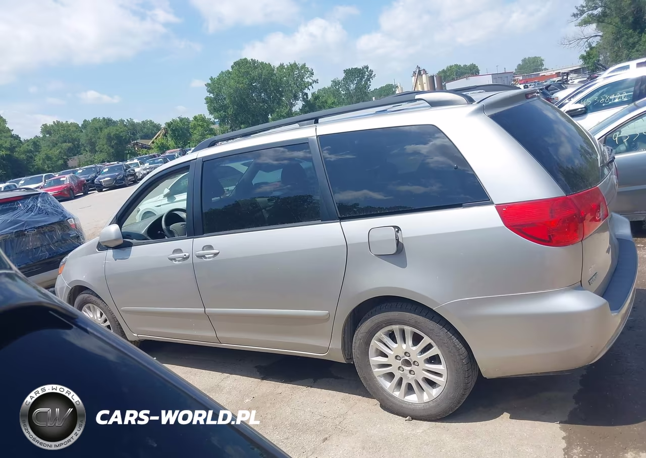2010 Toyota Sienna Xle VIN:5TDYK4CC6AS340908 - 14