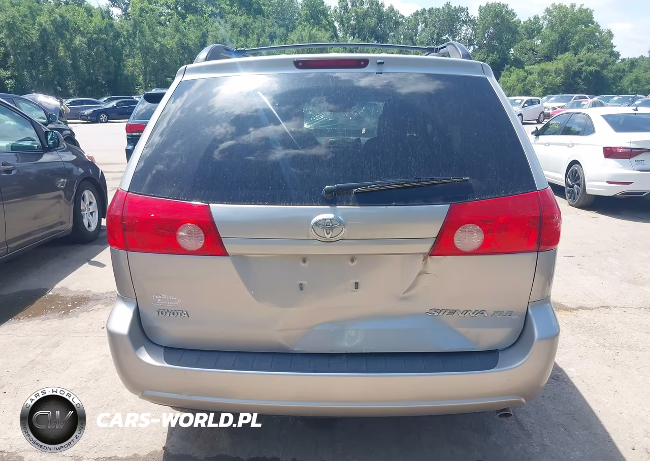 2010 Toyota Sienna Xle VIN:5TDYK4CC6AS340908 - 16