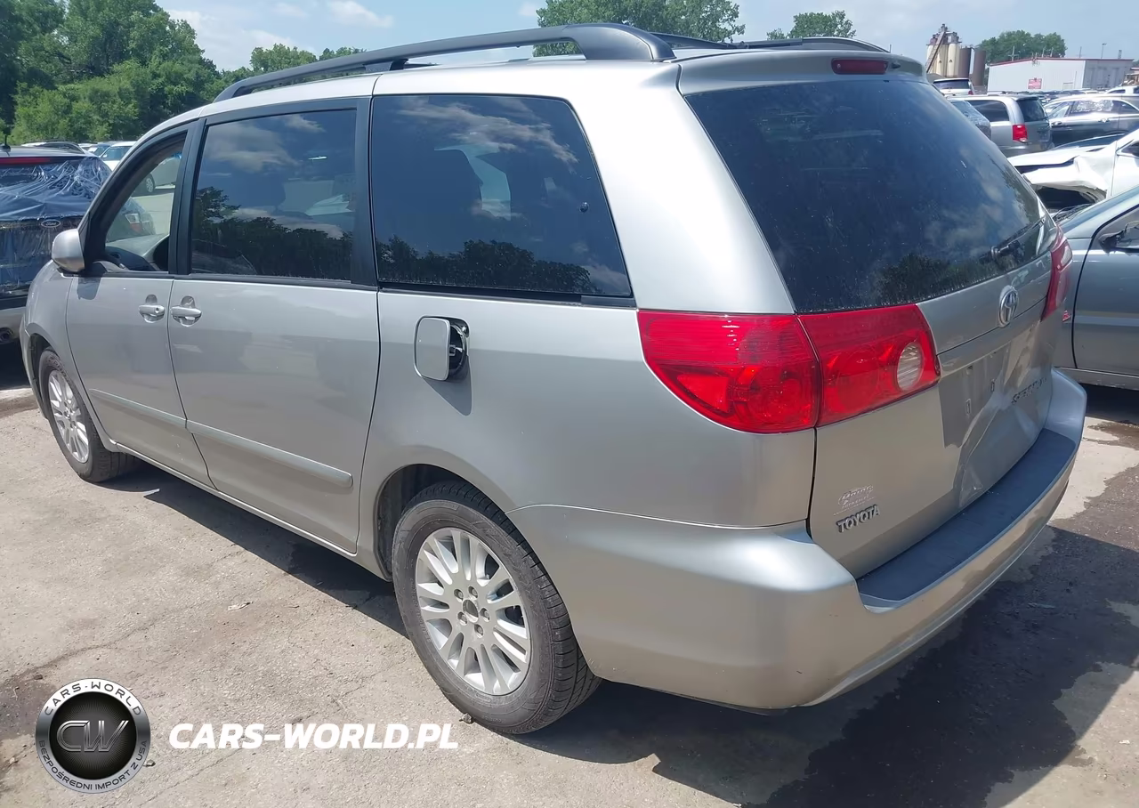 2010 Toyota Sienna Xle VIN:5TDYK4CC6AS340908 - 3