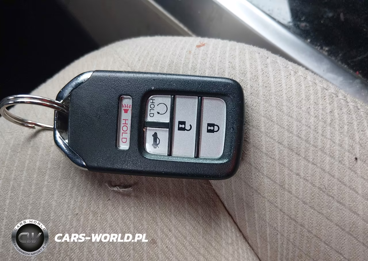 2017 Honda Accord Hybrid VIN:JHMCR6F37HC019130 - 11