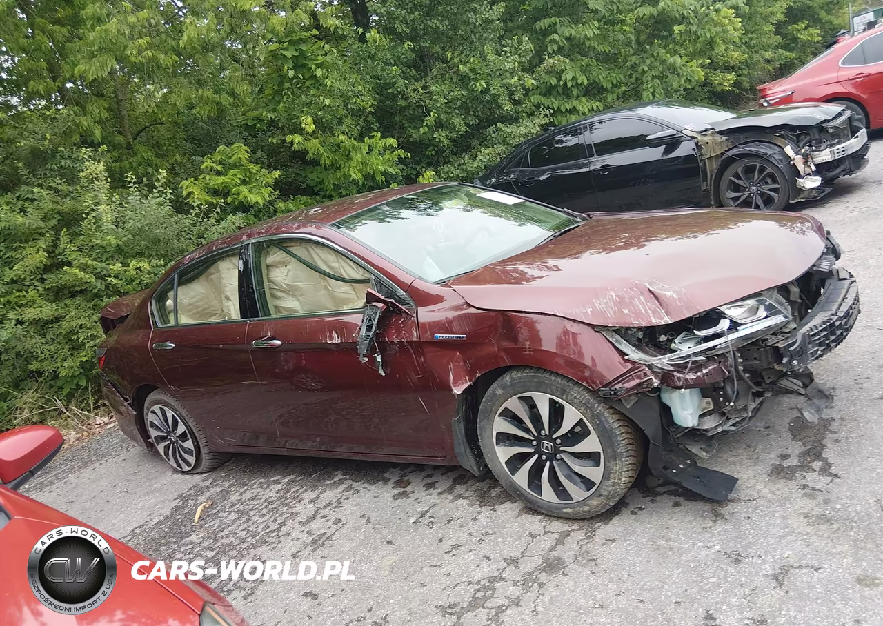 2017 Honda Accord Hybrid VIN:JHMCR6F37HC019130 - 13