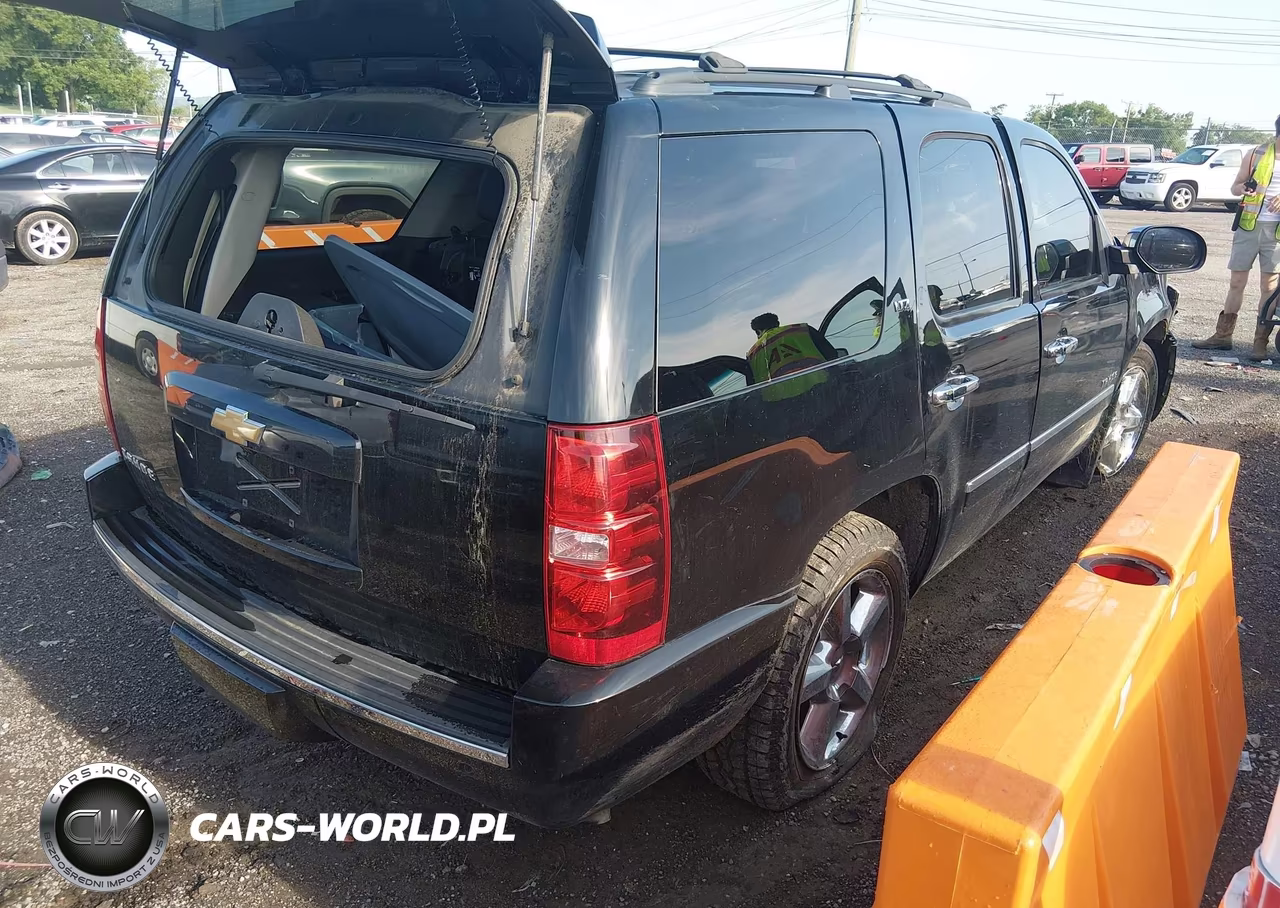 2013 Chevrolet Tahoe Ltz VIN:1GNSCCE00DR237722 - 4