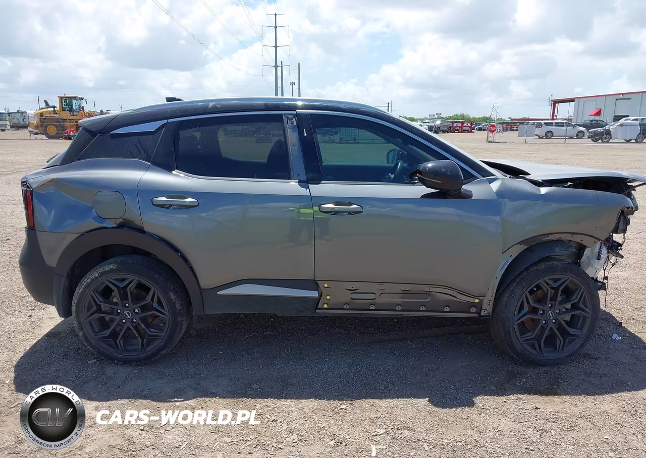 2025 Nissan Kicks Sr Fwd VIN:3N8AP6DA6SL349695 - 14