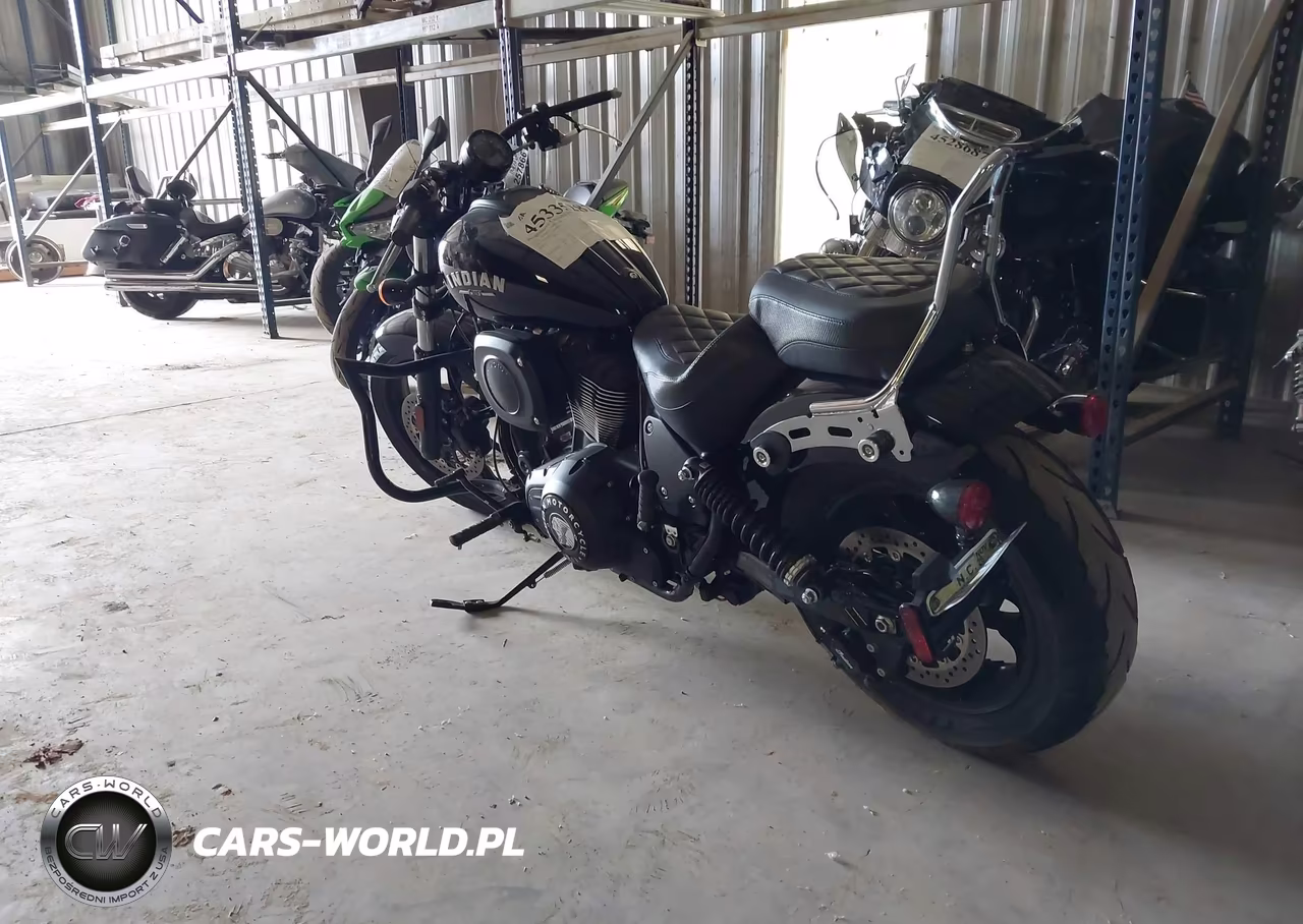 2022 Indian Motorcycle Co. Chief VIN:56KDMCAG8N3007281 - 3