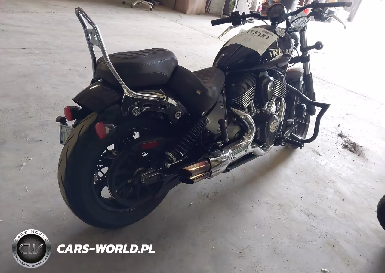 2022 Indian Motorcycle Co. Chief VIN:56KDMCAG8N3007281 - 4