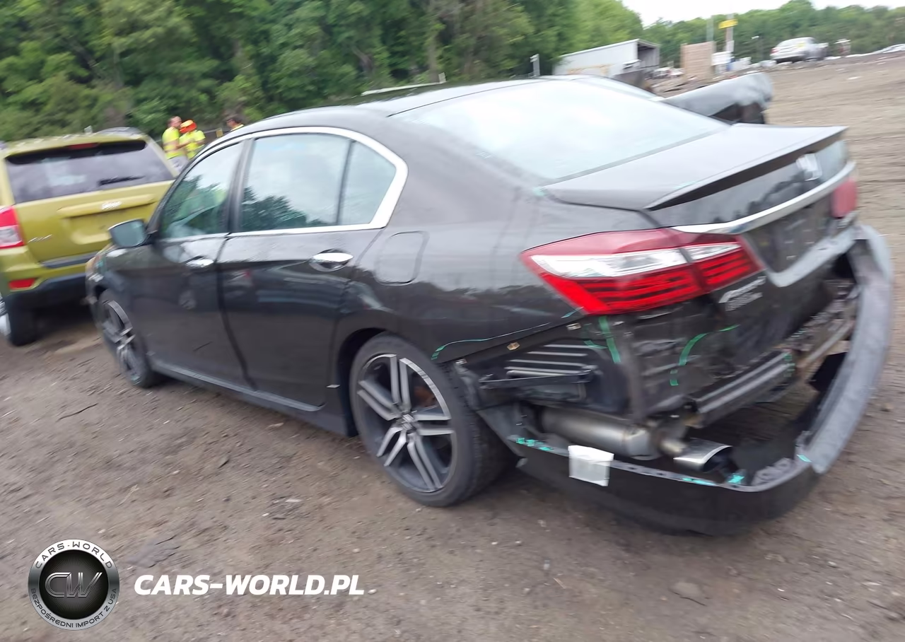 2017 Honda Accord Sport VIN:1HGCR2F56HA168184 - 3