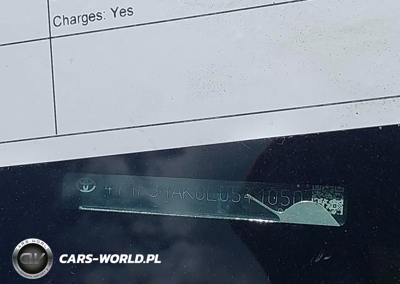 2020 Toyota Camry Xle Hybrid VIN:4T1F31AK0LU541050 - 18