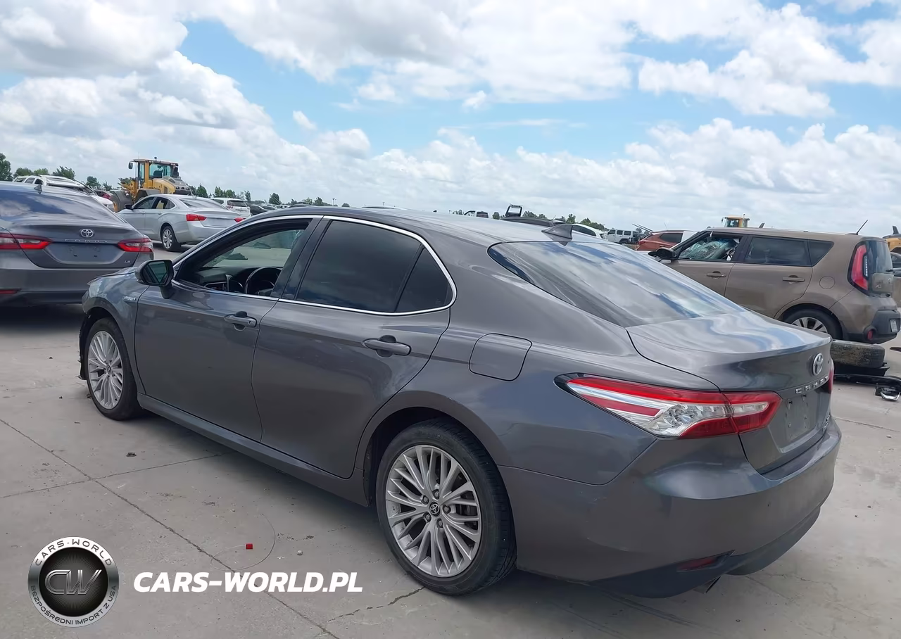 2020 Toyota Camry Xle Hybrid VIN:4T1F31AK0LU541050 - 3