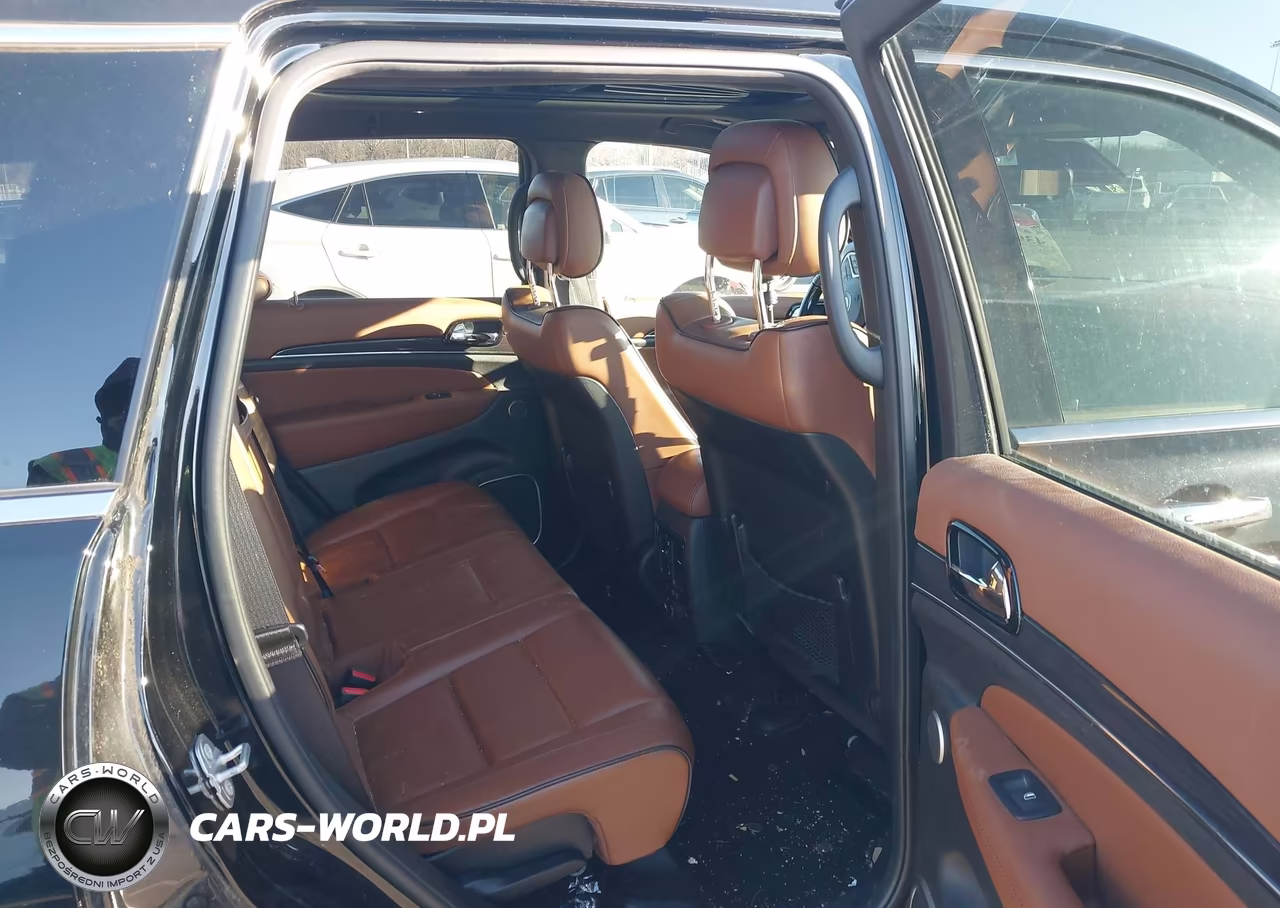 2021 Jeep Grand Cherokee Overland 4X4 VIN:1C4RJFCG4MC682434 - 8