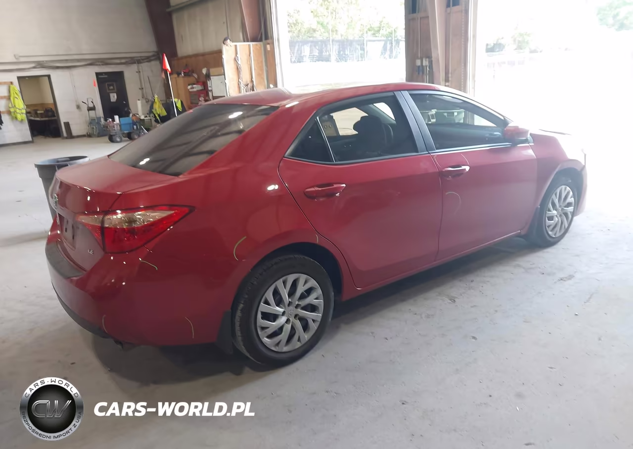 2017 Toyota Corolla Le VIN:2T1BURHE1HC757296 - 4