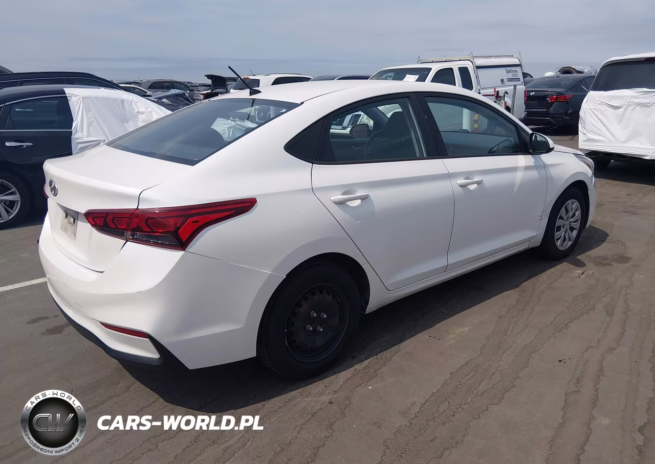 2019 Hyundai Accent Se VIN:3KPC24A36KEO53075 - 4