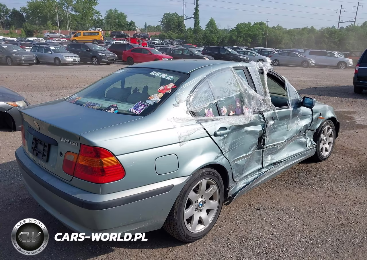 2003 BMW 3 Series 325Xi VIN:WBAEU334X3PM58633 - 4