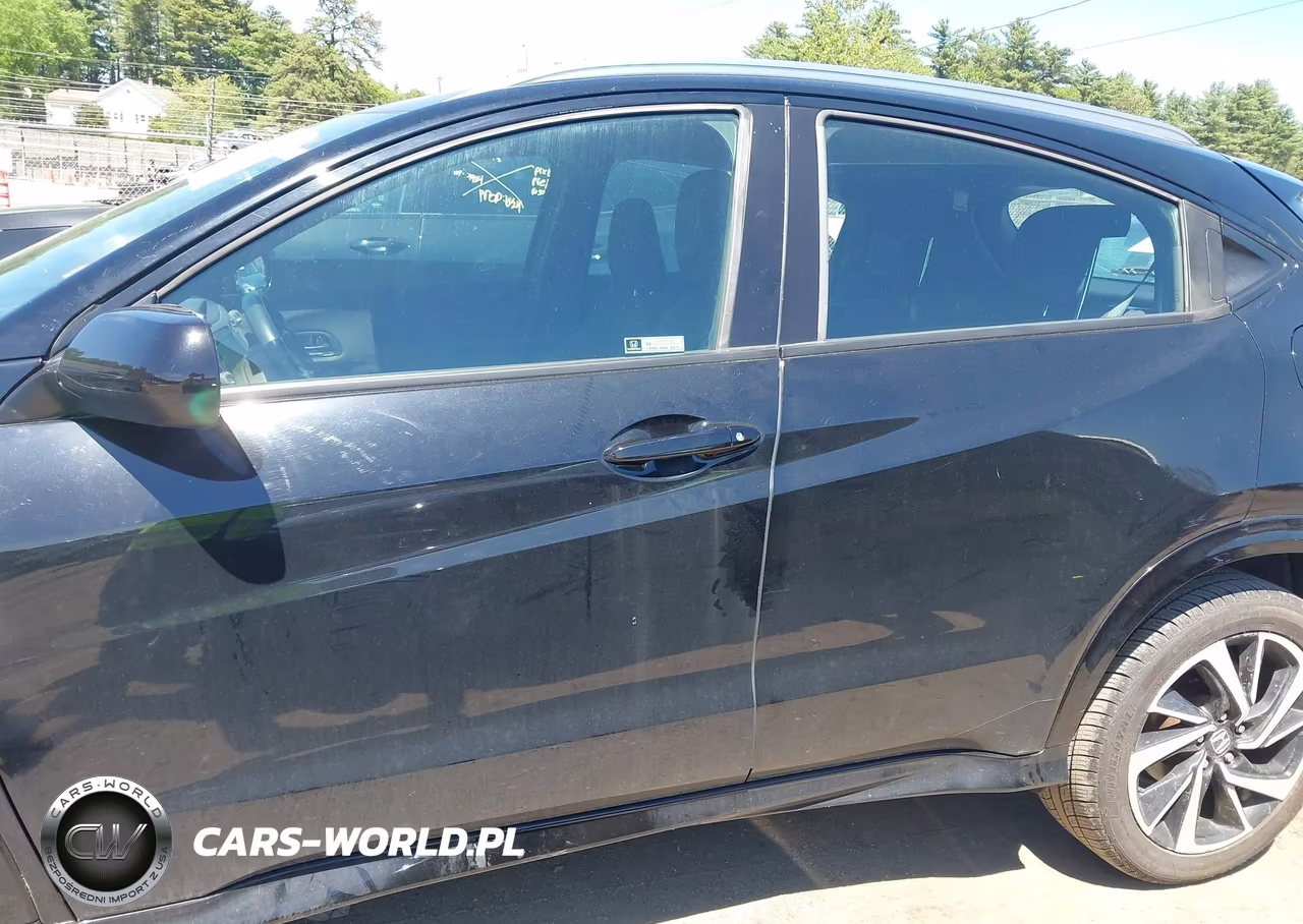 2019 Honda Hr-V Sport VIN:3CZRU6H15KM741119 - 14