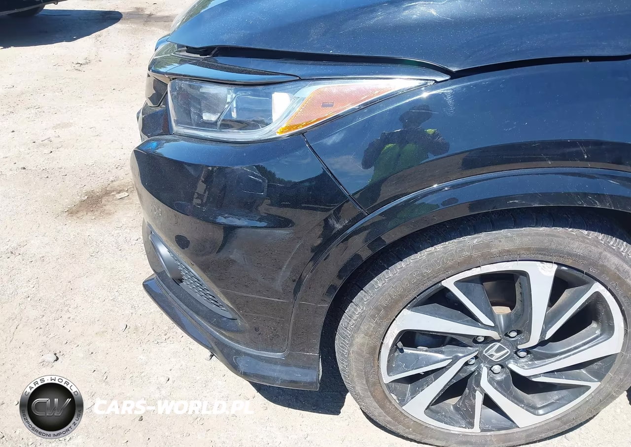 2019 Honda Hr-V Sport VIN:3CZRU6H15KM741119 - 18