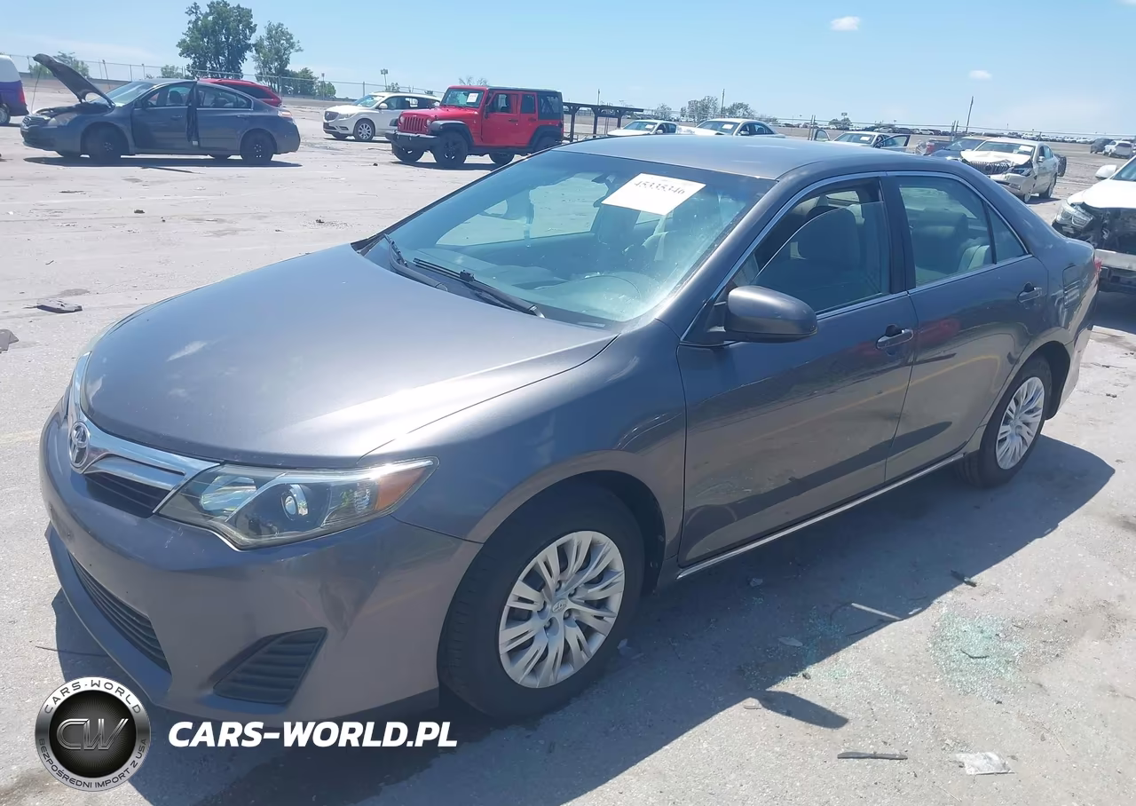 2014 Toyota Camry Le VIN:4T4BF1FK9ER423327 - 2