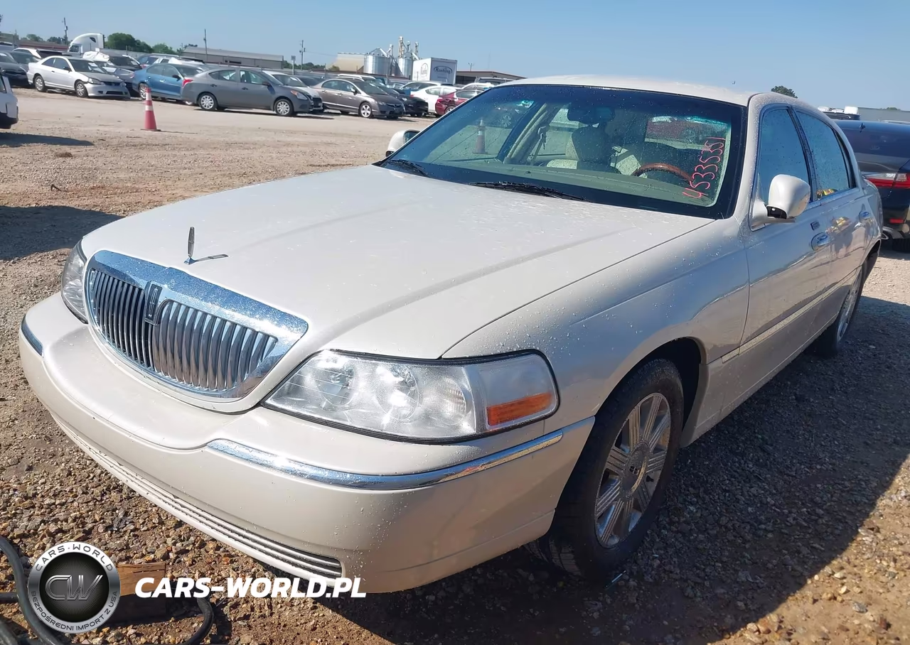 2004 Lincoln Town Car Ultimate VIN:1LNHM83W74Y657483 - 2