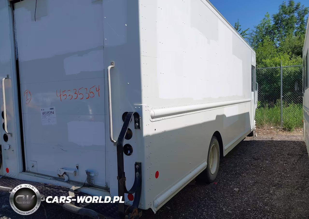 2021 Freightliner Mt55G VIN:4UZAC3GA1MCMX8617 - 4