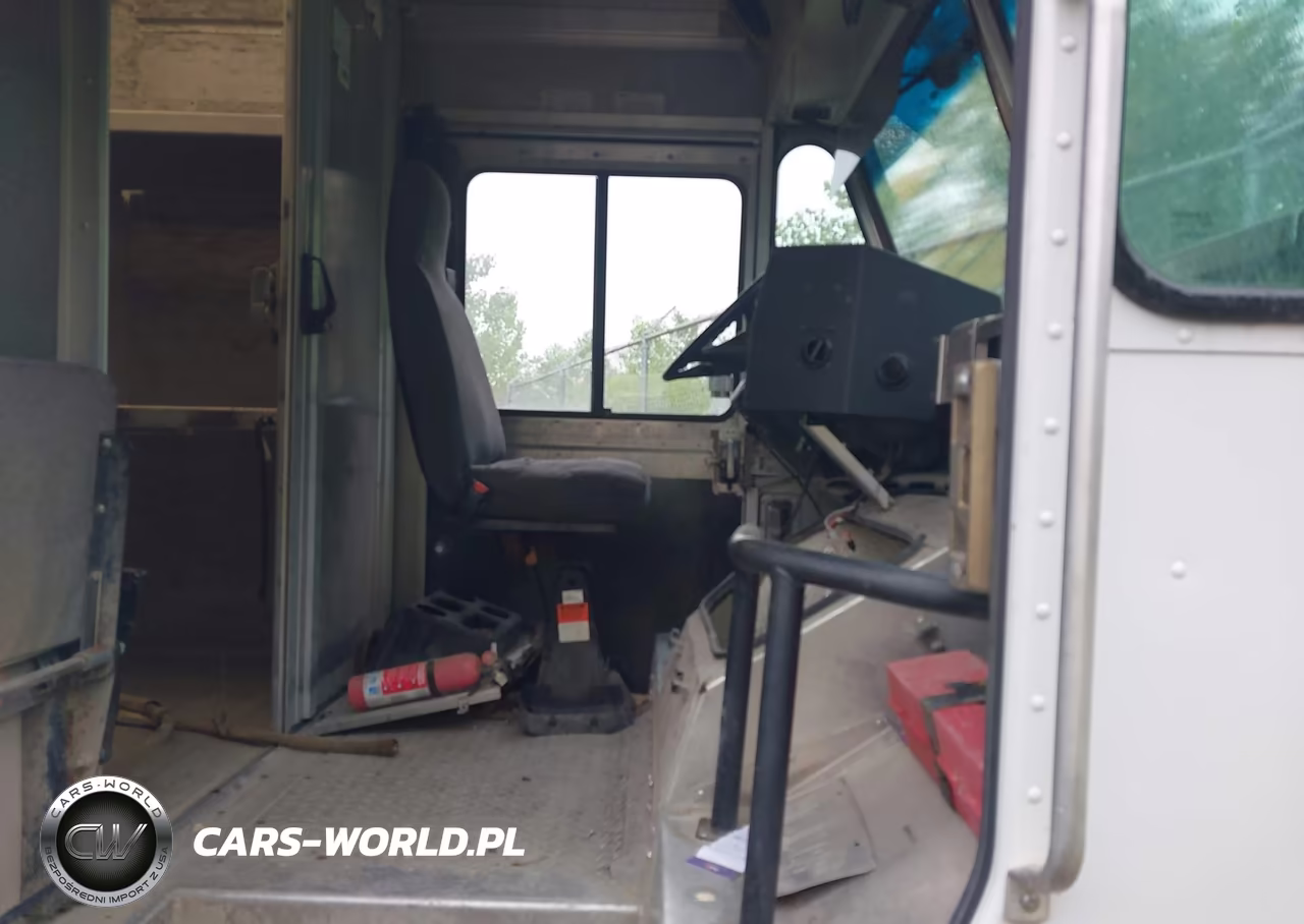 2021 Freightliner Mt55G VIN:4UZAC3GA1MCMX8617 - 8