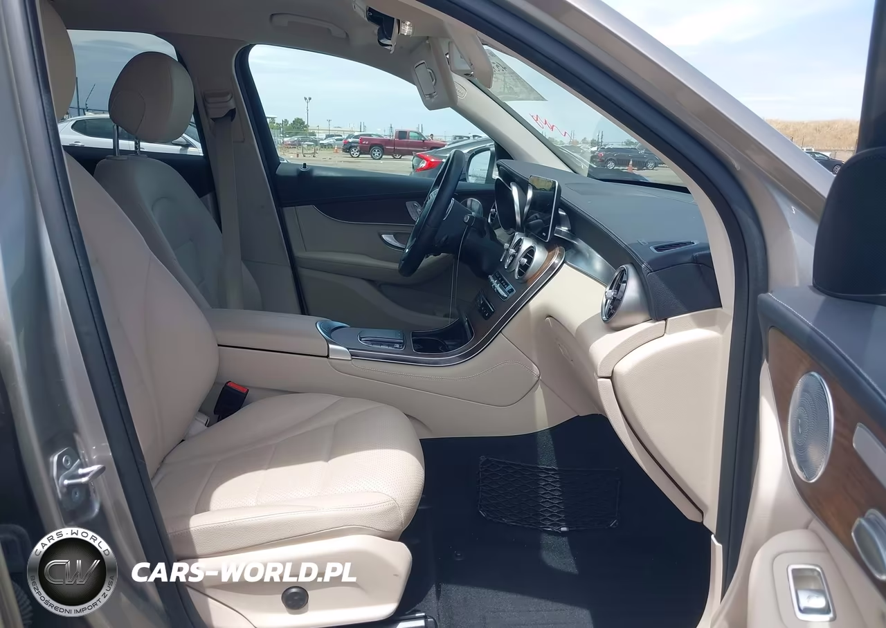 2020 Mercedes-Benz Glc 300 VIN:W1N0G8DB4LF758097 - 5