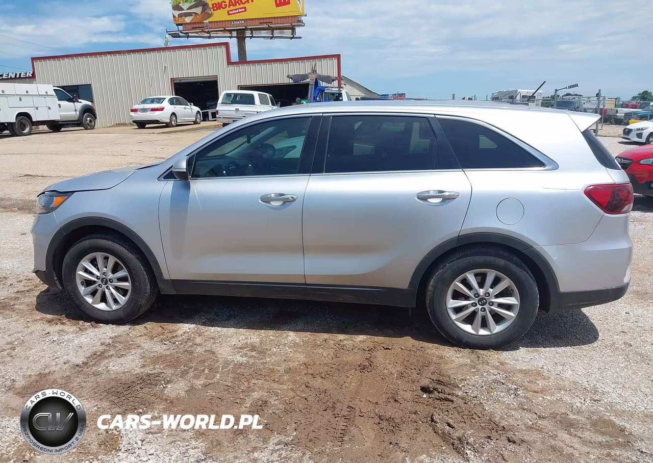 2019 Kia Sorento 2.4L L VIN:5XYPG4A34KG539230 - 14