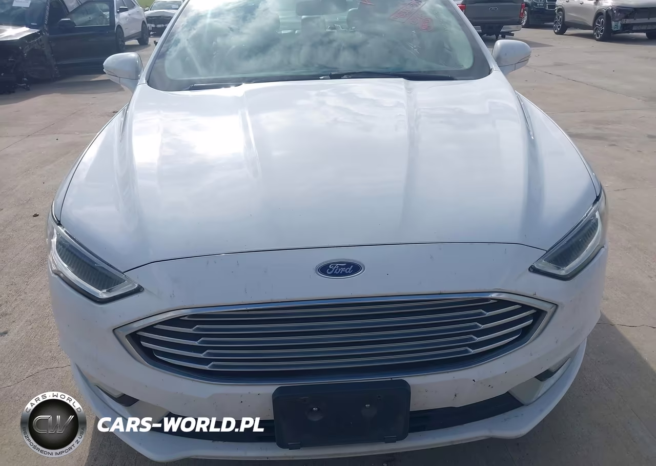 2018 Ford Fusion Hybrid Titanium VIN:3FA6P0RUXJR103011 - 6