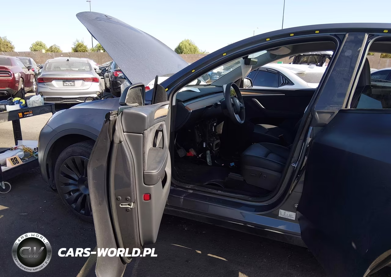2023 Tesla Model Y Awd-Long Range Dual Motor All-Wheel Drive VIN:7SAYGDEE1PA166677 - 5