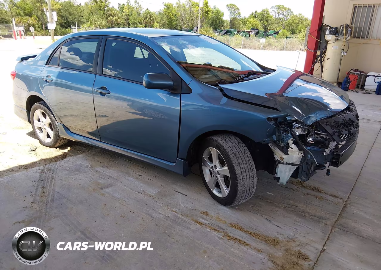 2013 Toyota Corolla S – zdjęcie 1 z 17