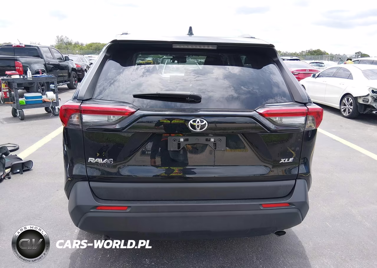 2021 Toyota Rav4 Xle VIN:JTMW1RFV9MD066768 - 16