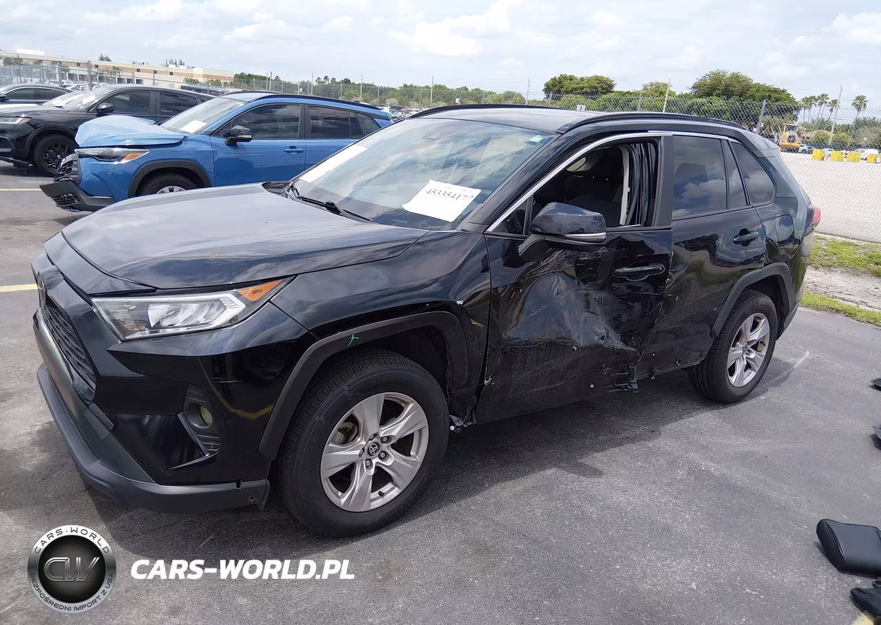 2021 Toyota Rav4 Xle VIN:JTMW1RFV9MD066768 - 2