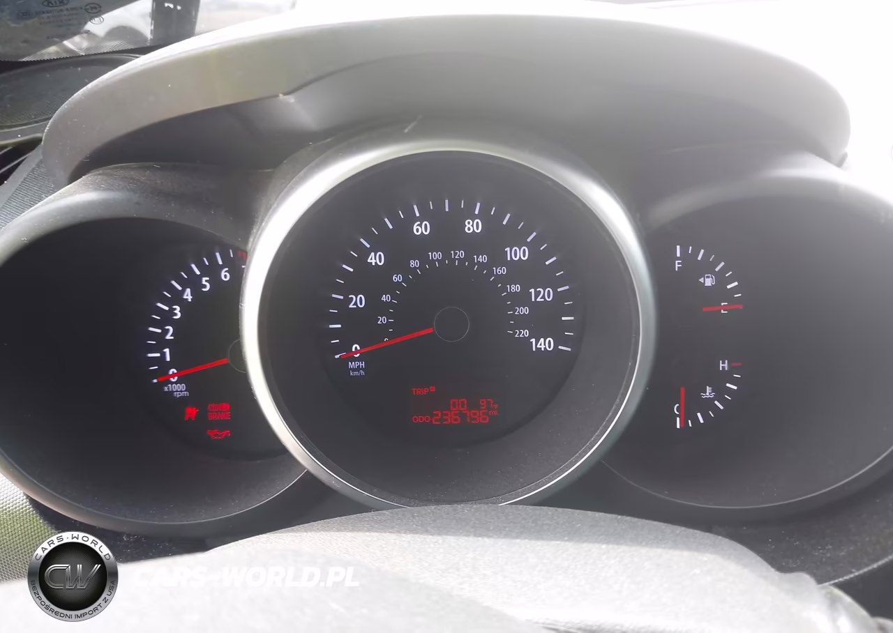 2012 Kia Soul + VIN:KNDJT2A67C7411093 - 7