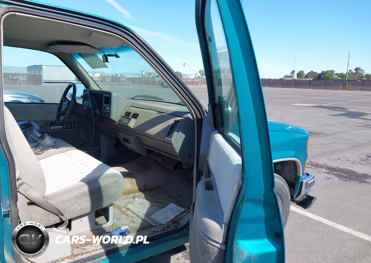 1994 Chevrolet Gmt-400 C1500 VIN:1GCEC14H3RZ256550 - 5
