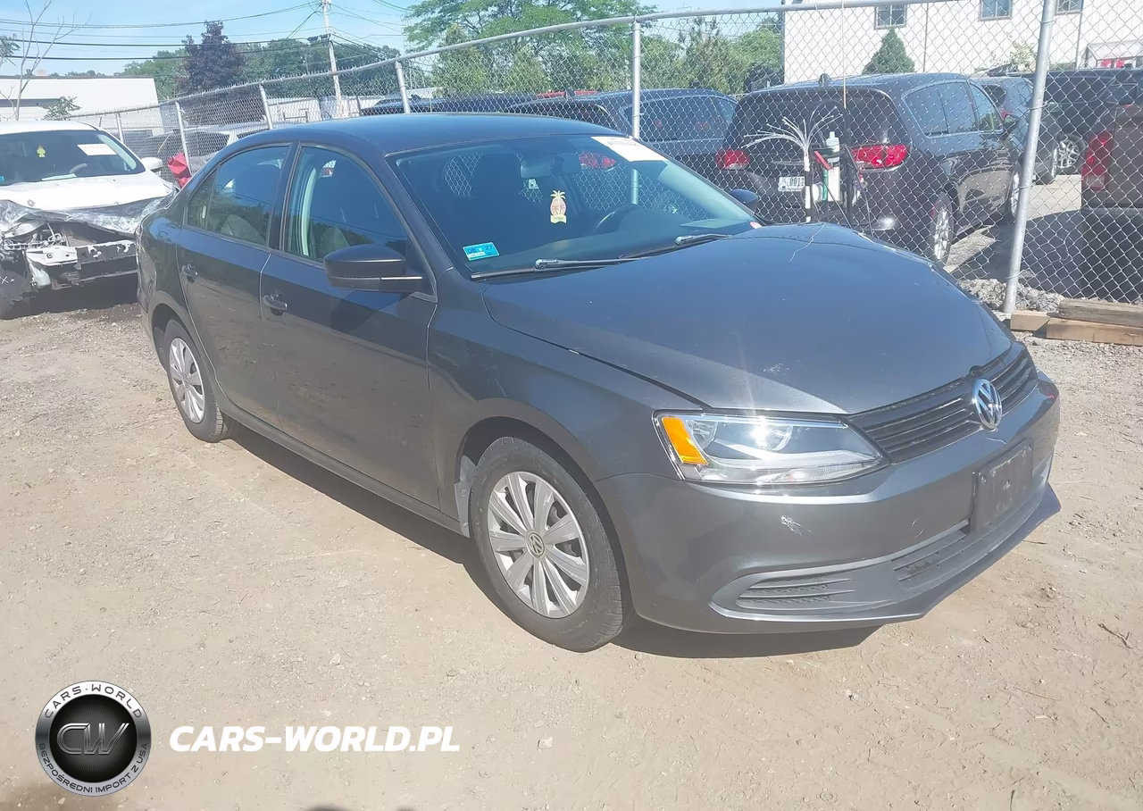 2013 Volkswagen Jetta 2.0L S – zdjęcie 1 z 11