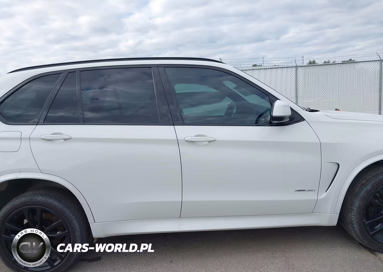 2017 BMW X5 xDrive35I VIN:5UXKR0C34H0V72879 - 13