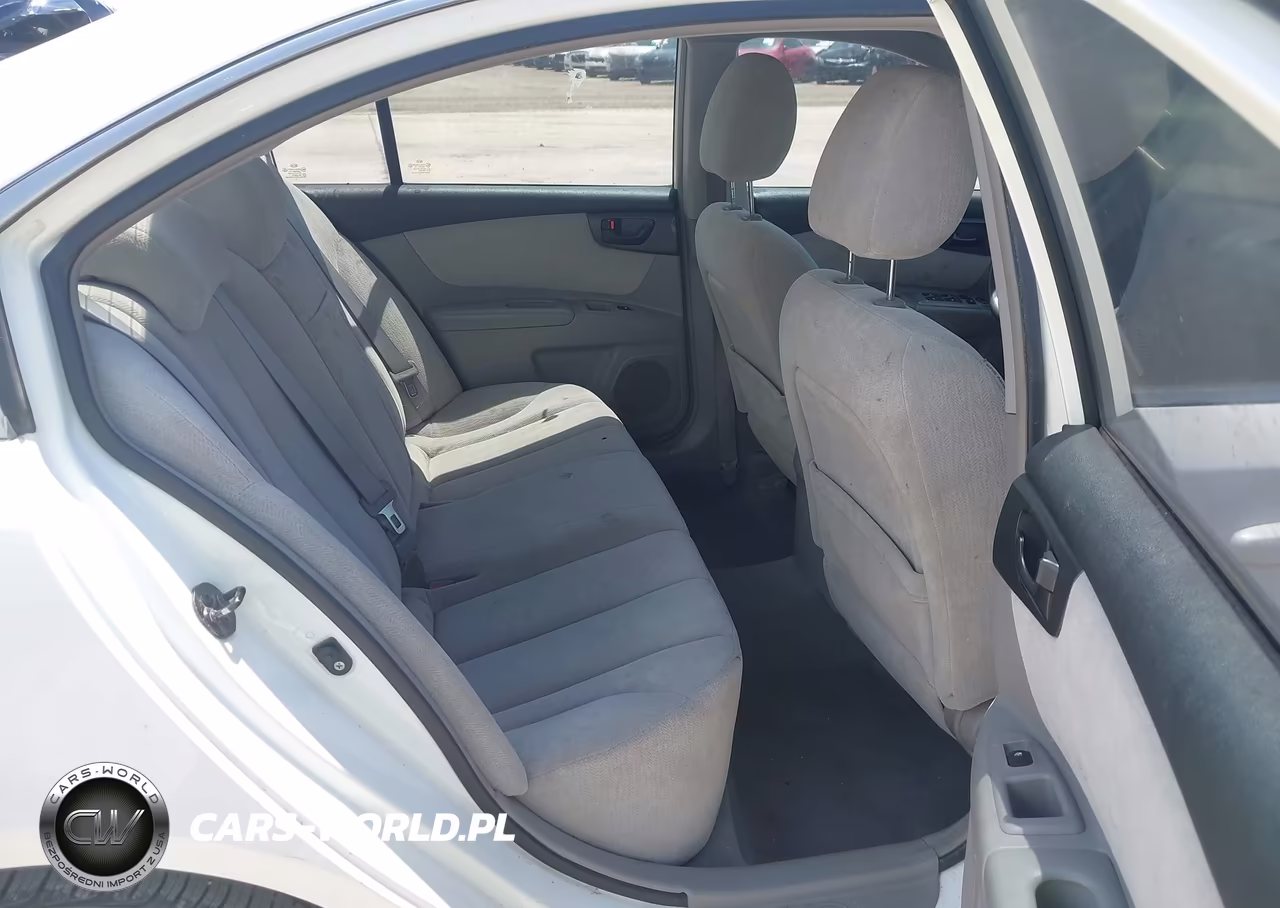 2007 Kia Optima Lx VIN:KNAGE123075114961 - 8