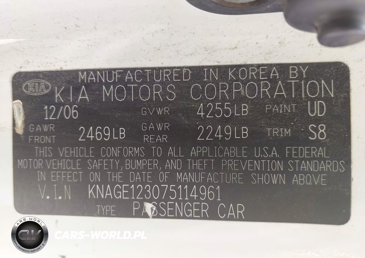 2007 Kia Optima Lx VIN:KNAGE123075114961 - 9