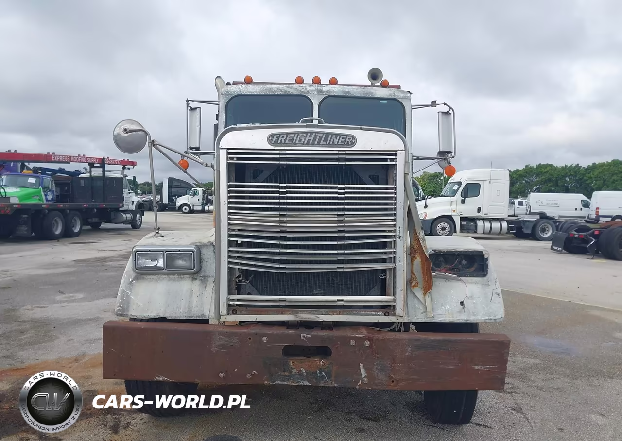 1988 Freightliner Conventional Fld120 VIN:1FUP2CYBXJH331700 - 16