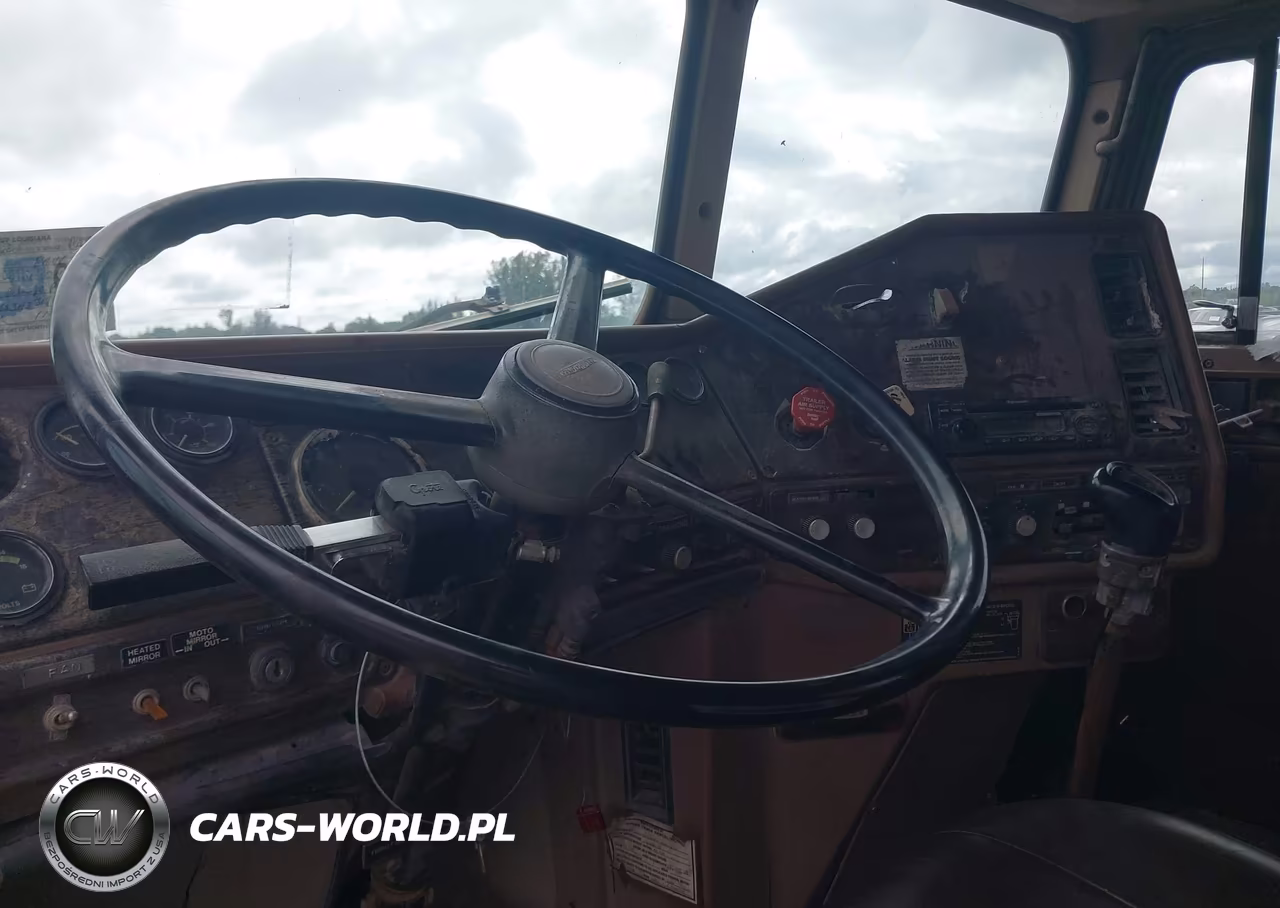 1988 Freightliner Conventional Fld120 VIN:1FUP2CYBXJH331700 - 6