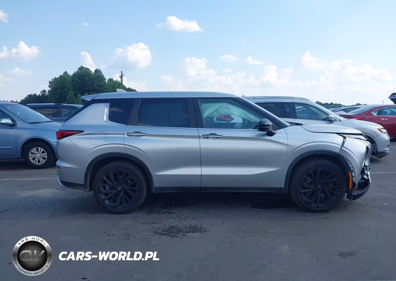 2022 Mitsubishi Outlander Black Edition S-Awc-Se 2.5 S-Awc-Se Launch Edition S-Awc VIN:JA4J4UA87NZ027178 - 13