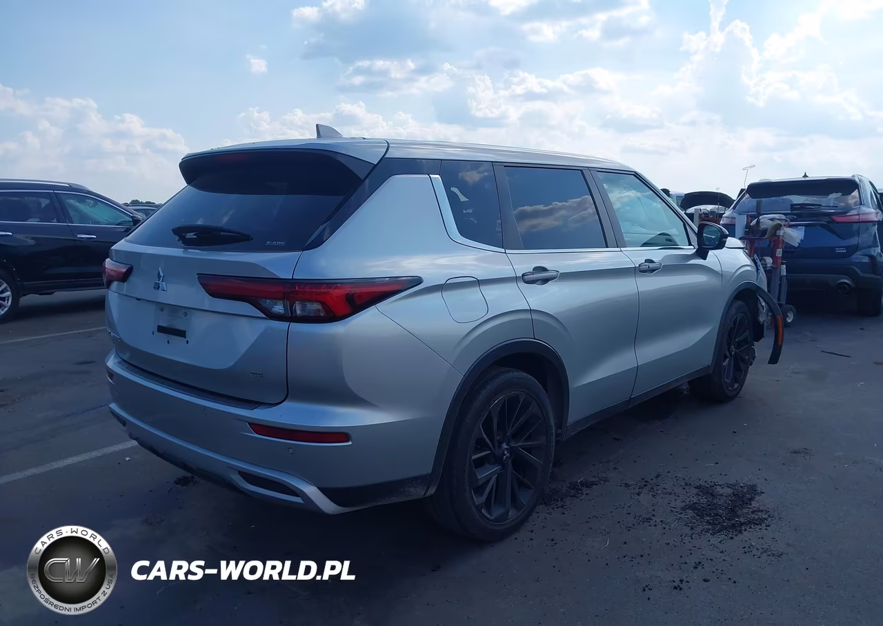 2022 Mitsubishi Outlander Black Edition S-Awc-Se 2.5 S-Awc-Se Launch Edition S-Awc VIN:JA4J4UA87NZ027178 - 4