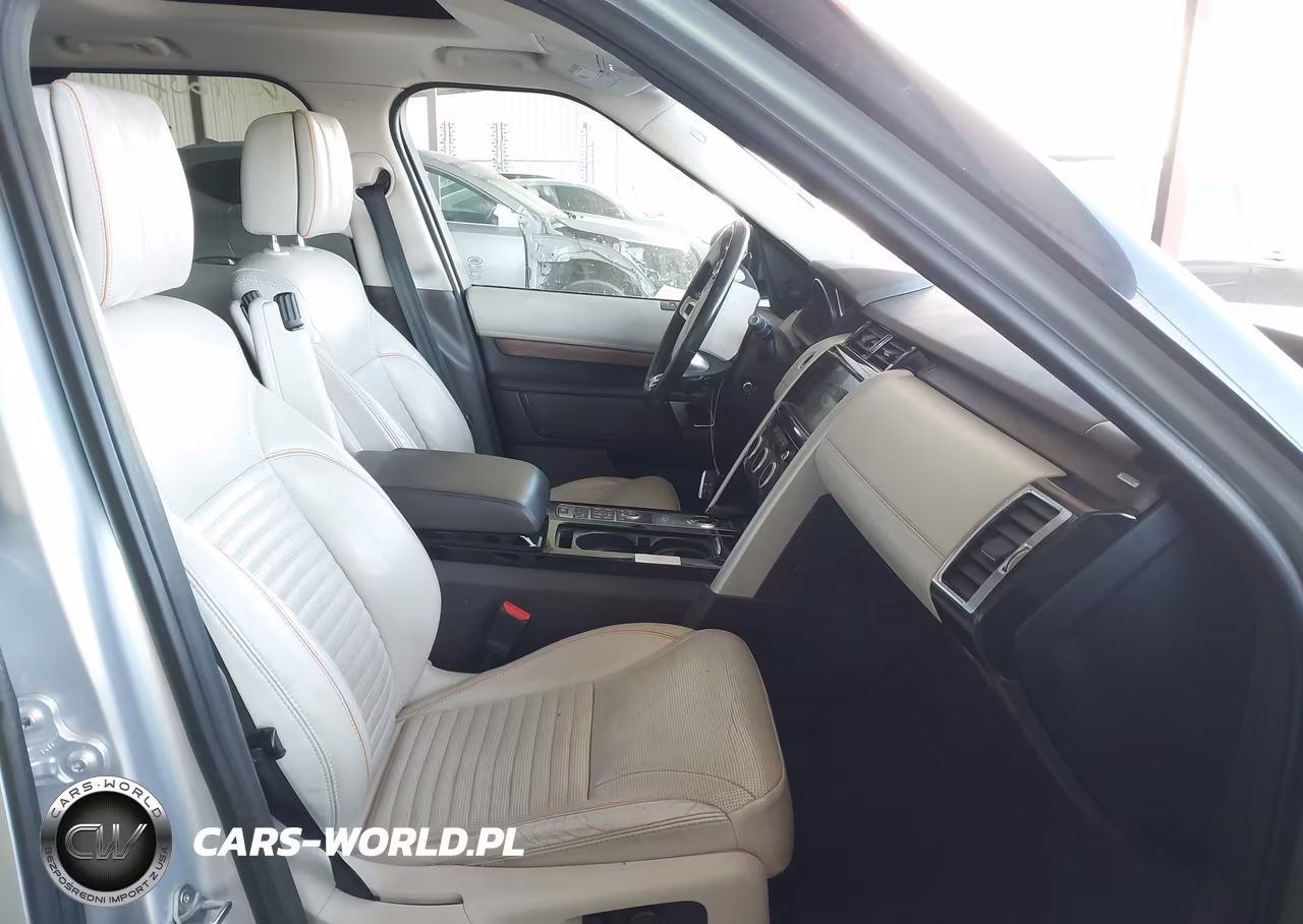 2017 Land Rover Discovery Hse Luxury VIN:SALRHBBK0HA023027 - 5