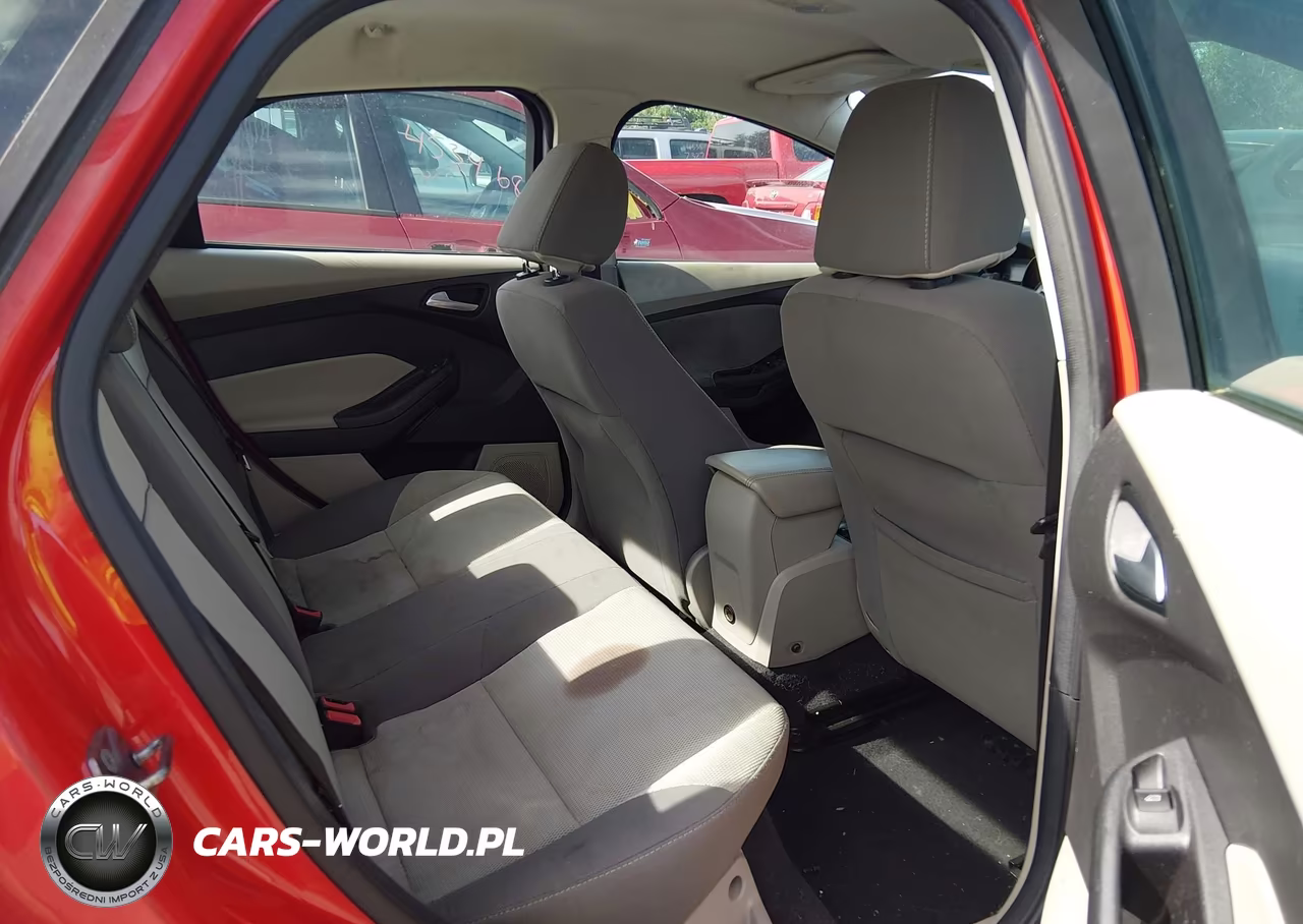 2012 Ford Focus Se VIN:1FAHP3F25CL421164 - 8